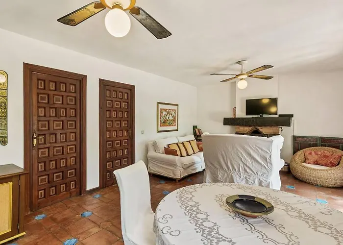 Villa Grand Estate With Tropical Gardens Marbella
